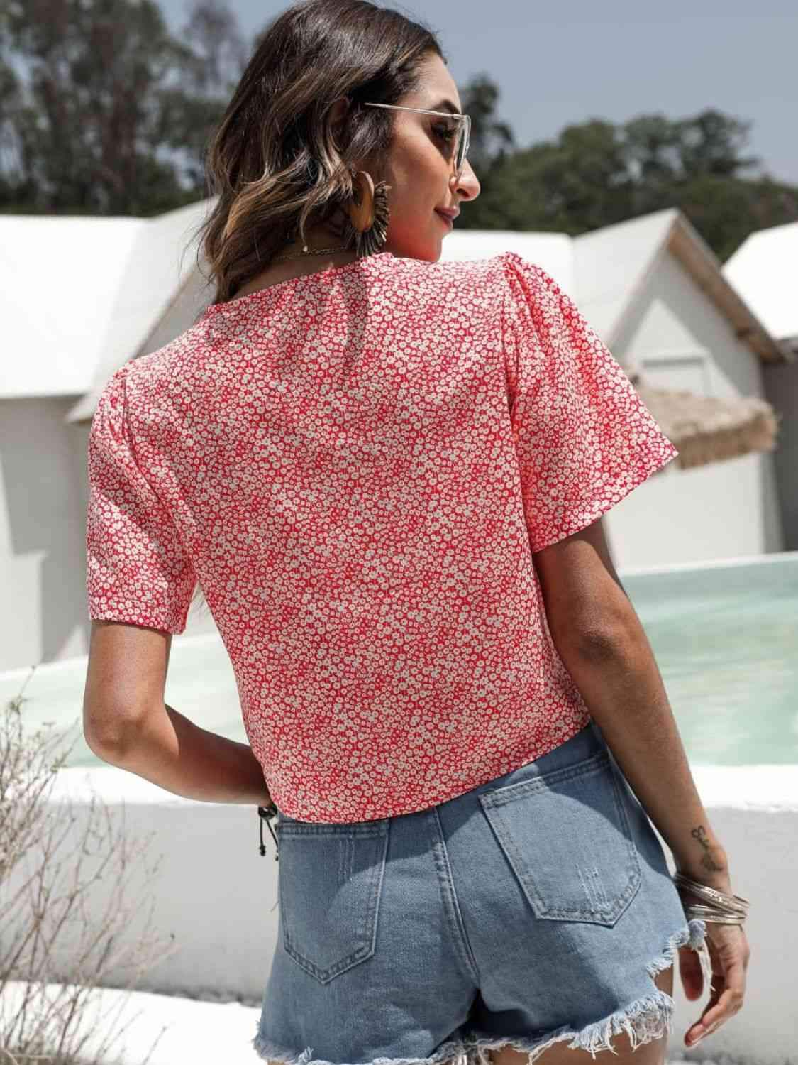 Floral Drawstring Deep V Cropped Blouse Blouses - Tophatter Daily Deals