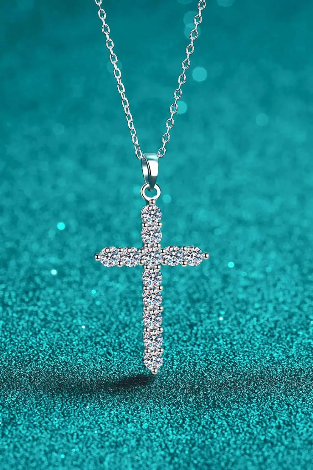 Adored 925 Sterling Silver Cross Moissanite Necklace Moissanite - Tophatter Daily Deals