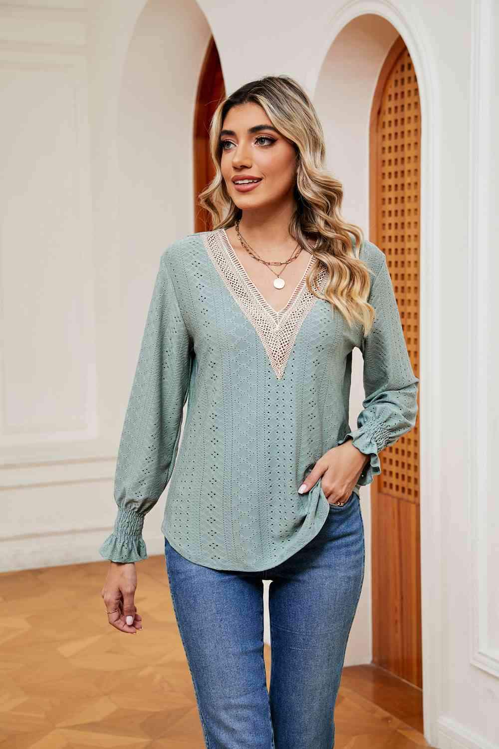 Contrast Flounce Sleeve Blouse Gum Leaf Blouses - Tophatter Daily Deals