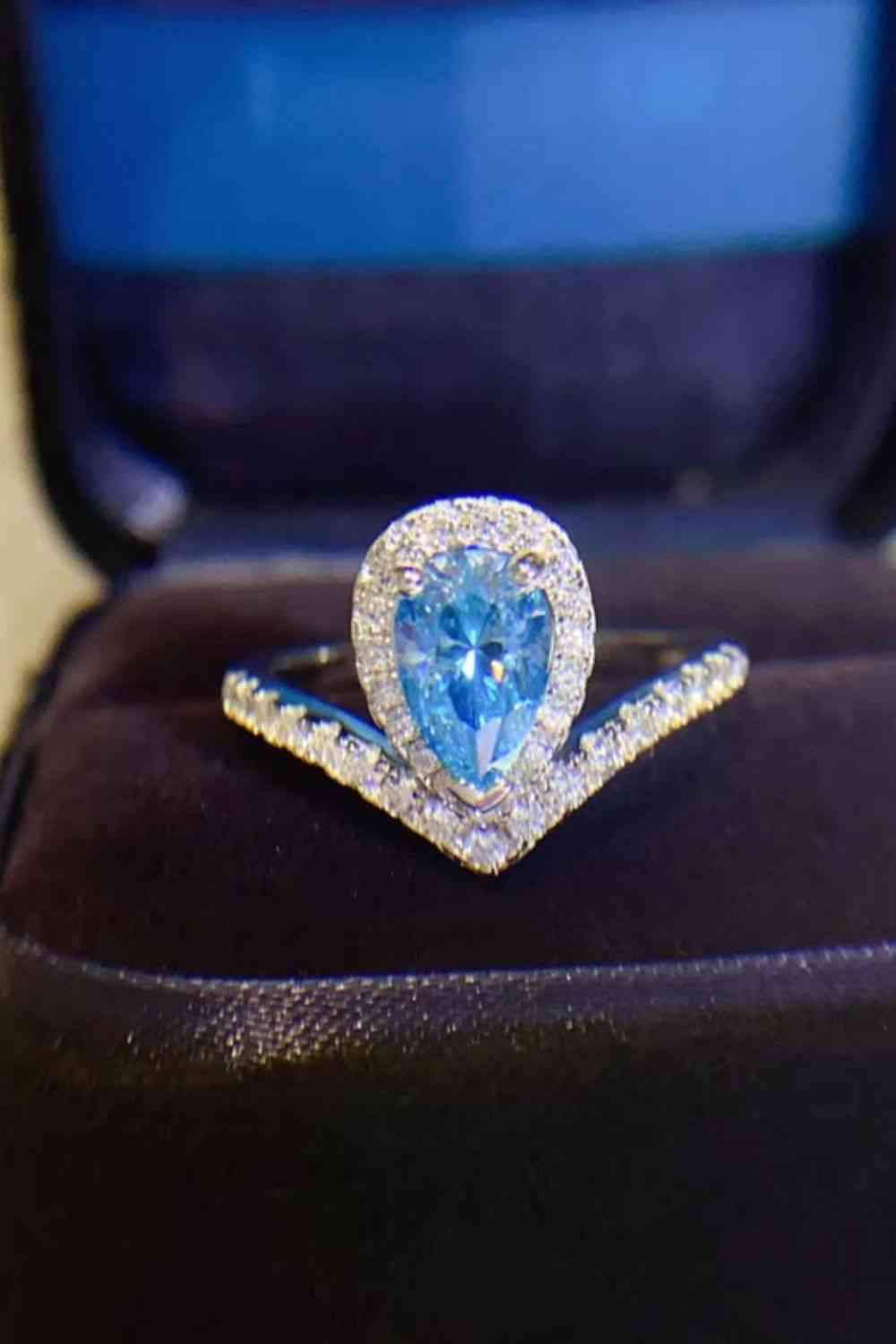 1 Carat Pear Shape Moissanite Heart Ring Sky Blue Moissanite - Tophatter Daily Deals