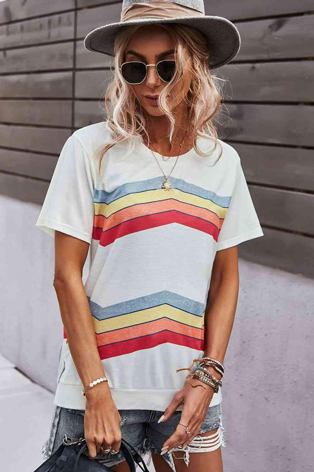 Multicolored Chevron Stripe Round Neck Side Slit T-Shirt White Women's T-Shirts - Tophatter Daily Deals