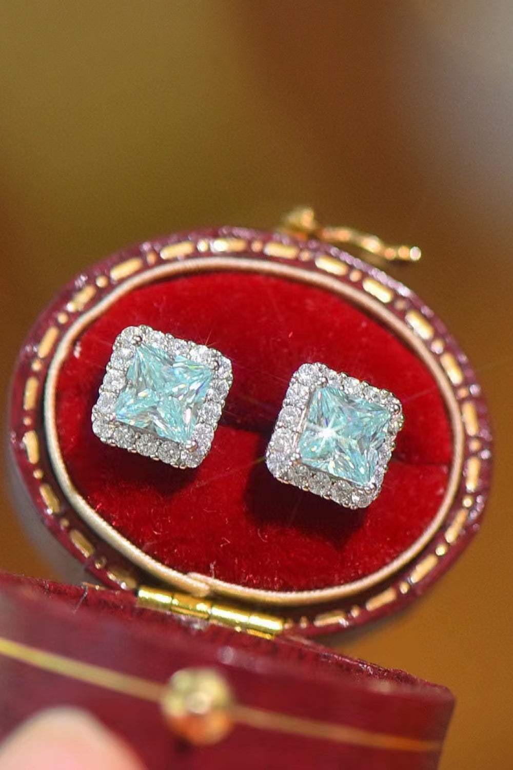 2 Carat Moissanite Square Earrings Moissanite - Tophatter Daily Deals