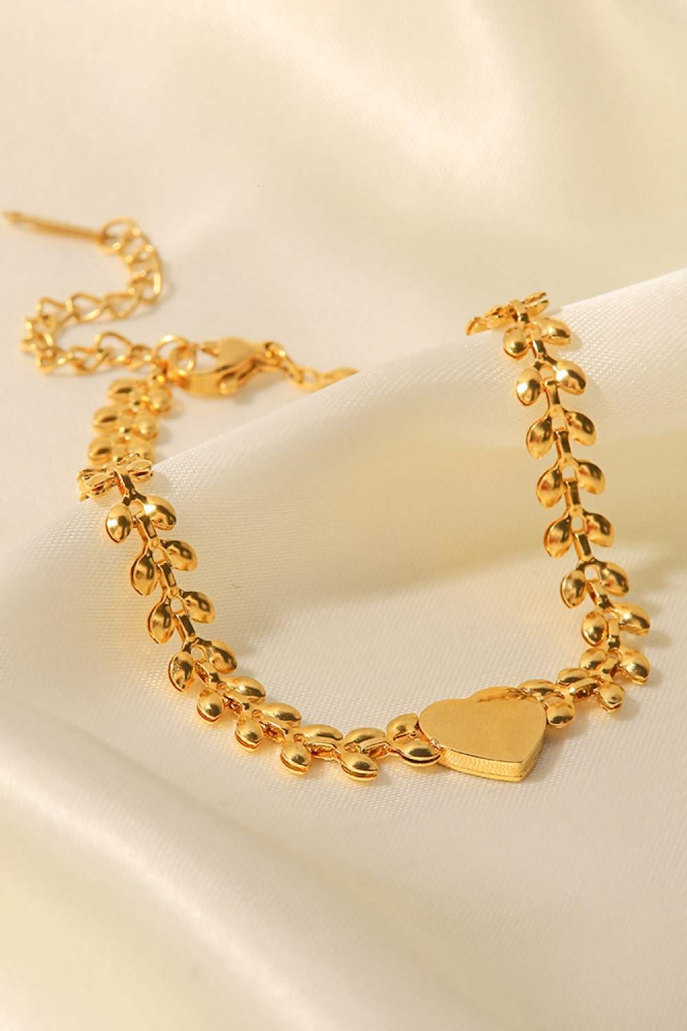 Leaf Chain Heart Bracelet Bracelets - Tophatter Daily Deals
