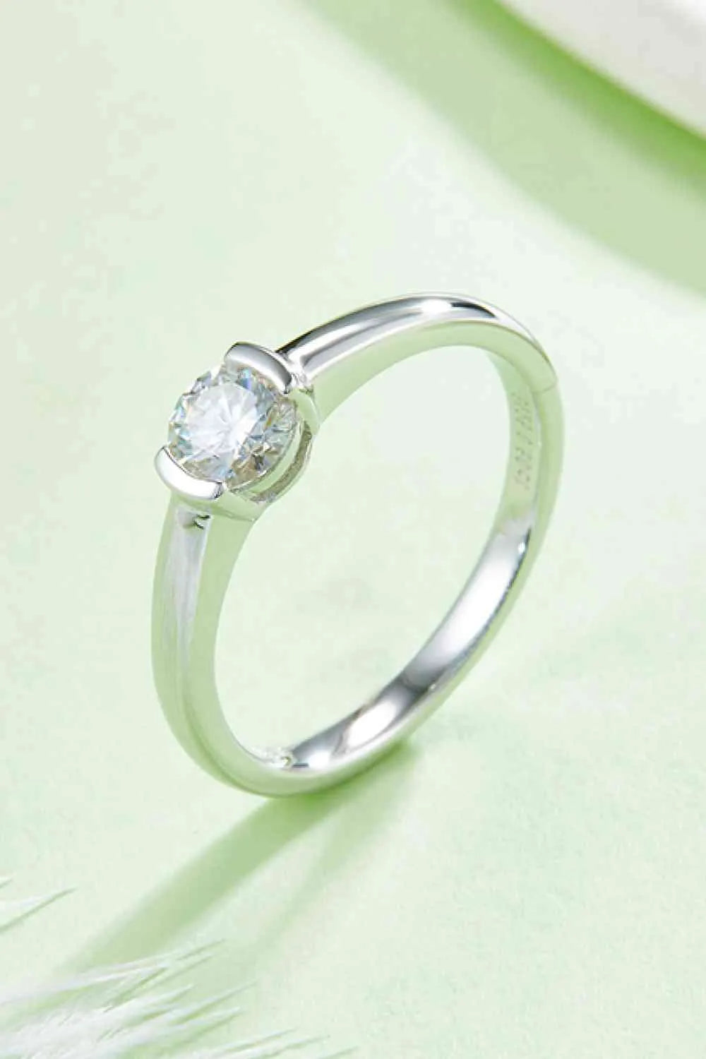 Moissanite 925 Sterling Silver Solitaire Ring Moissanite - Tophatter Daily Deals