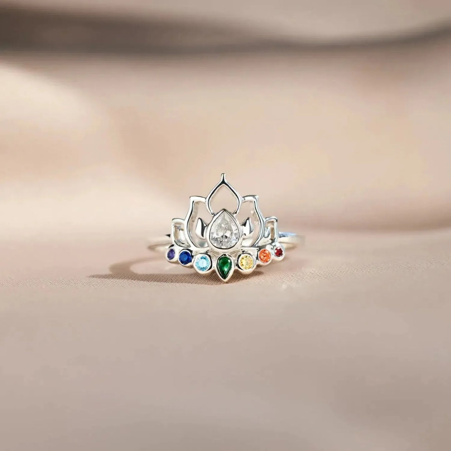 925 Sterling Silver Inlaid Zircon Lotus Shape Ring Rings - Tophatter Daily Deals