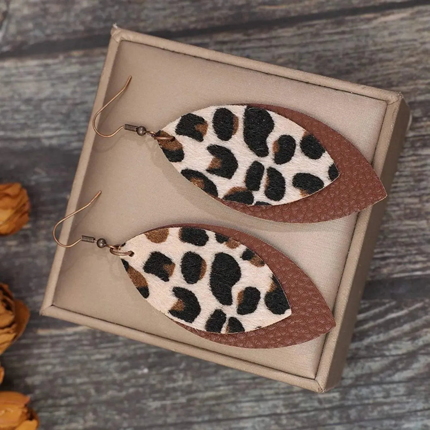 Leaf Shape Leather Dangle Earrings Earrings - Tophatter Daily Deals
