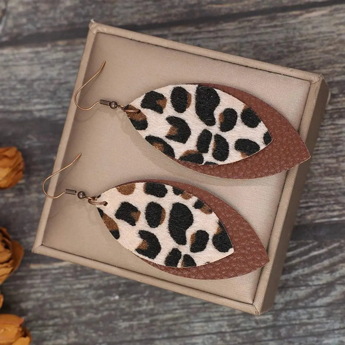 Leaf Shape Leather Dangle Earrings Earrings - Tophatter Daily Deals