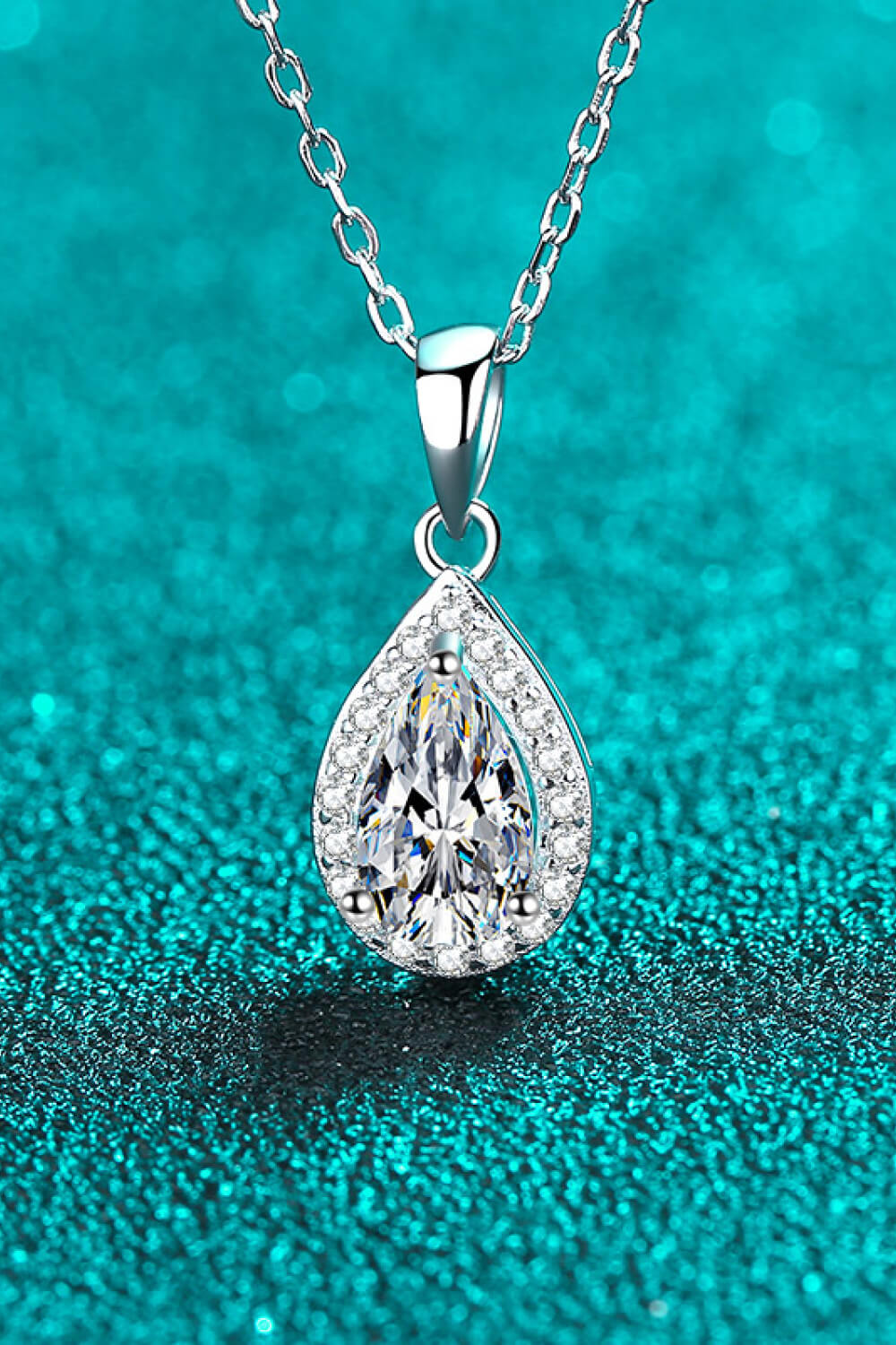 Moissanite Teardrop Pendant Necklace Moissanite - Tophatter Daily Deals