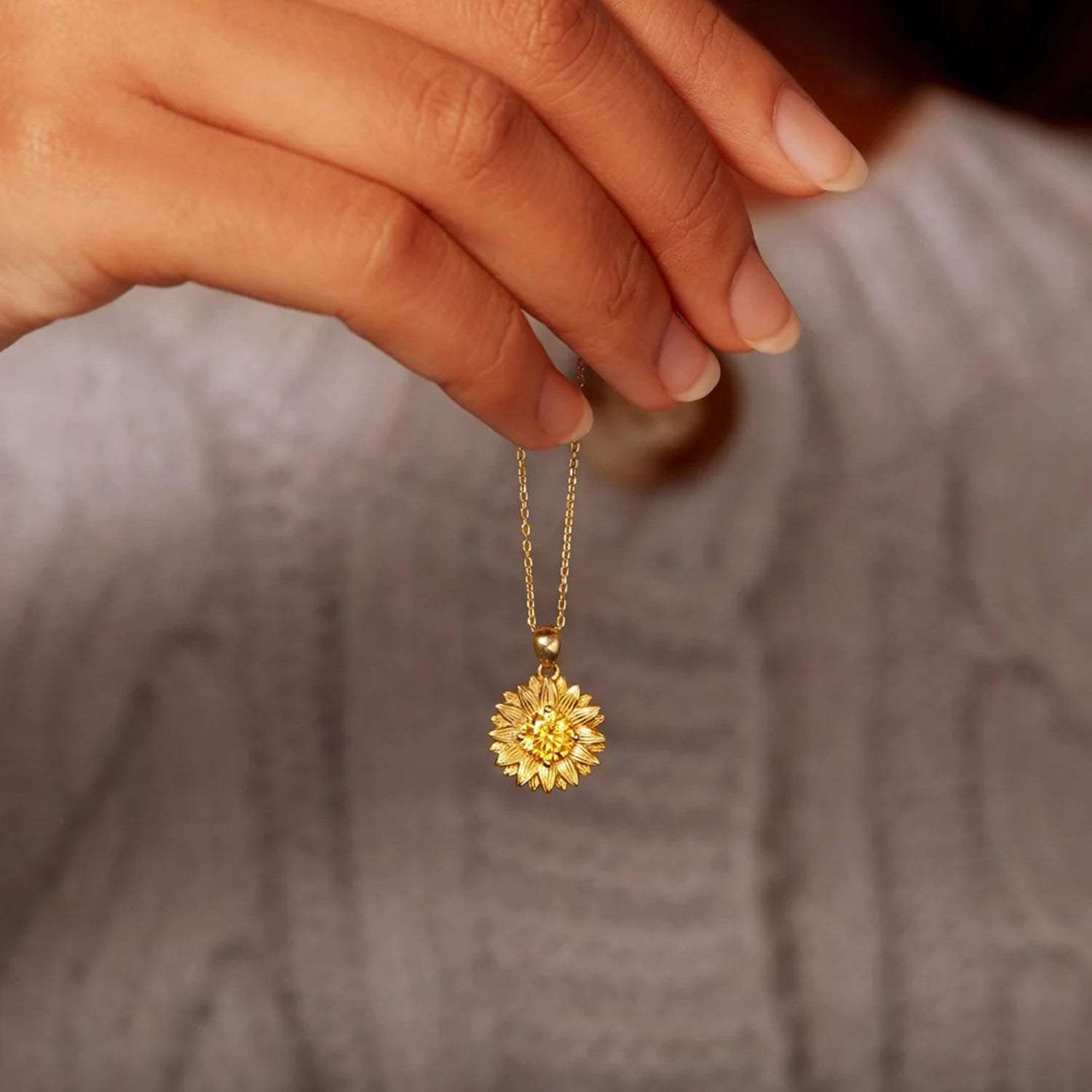 Sunflower Shape 18K Gold-Plated Pendant Necklace Necklaces - Tophatter Daily Deals