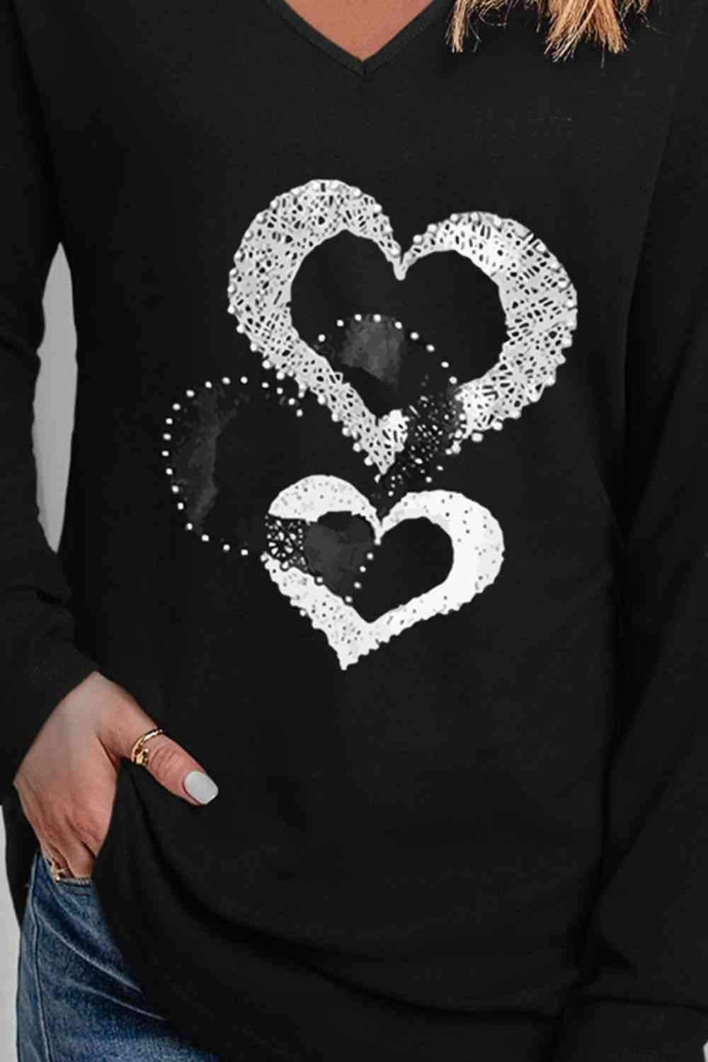 Heart Contrast V-Neck Long Sleeve Tee Women's T-Shirts - Tophatter Daily Deals