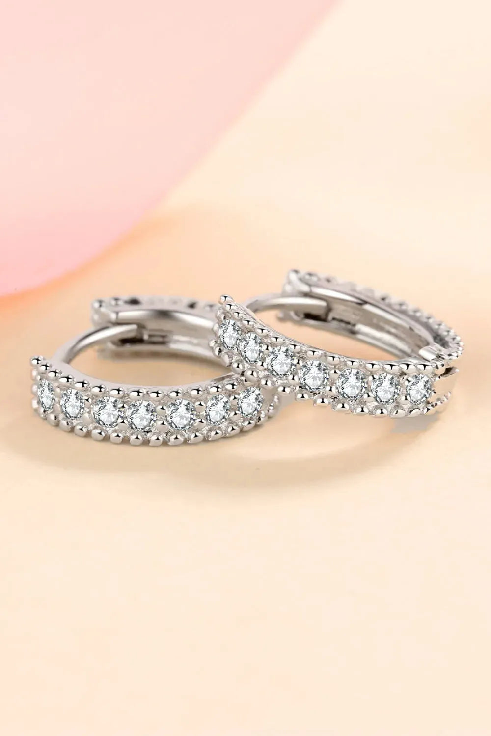 925 Sterling Silver Inlaid Moissanite Huggie Earrings Moissanite - Tophatter Daily Deals