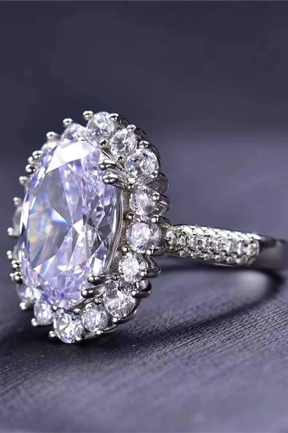 8 Carat Oval Moissanite Ring Moissanite - Tophatter Daily Deals