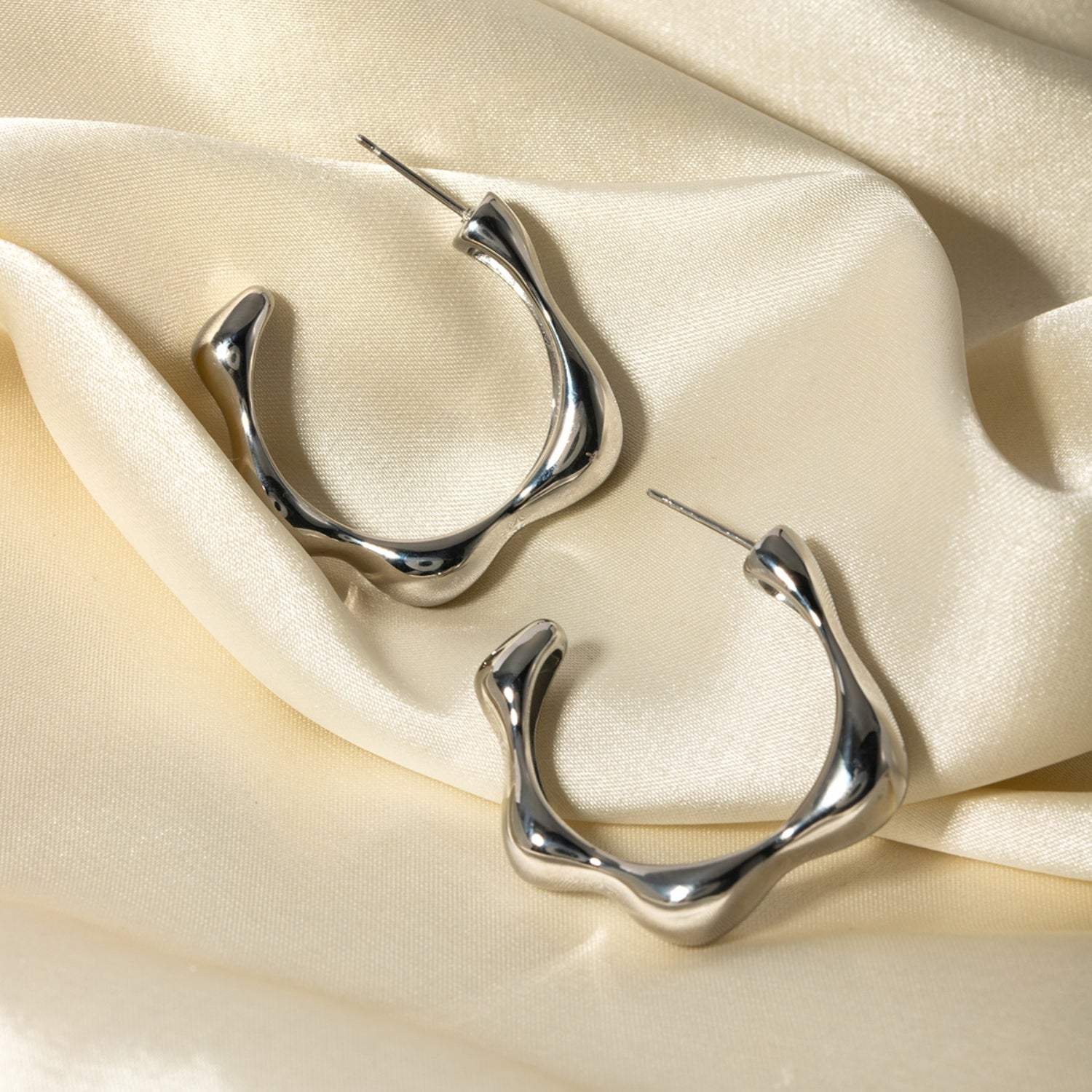 Stainless Steel C-Hoop Earrings Earrings - Tophatter Daily Deals