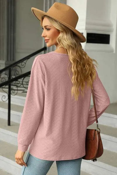 V-Neck Long Sleeve T-Shirt Women's T-Shirts - Tophatter Daily Deals