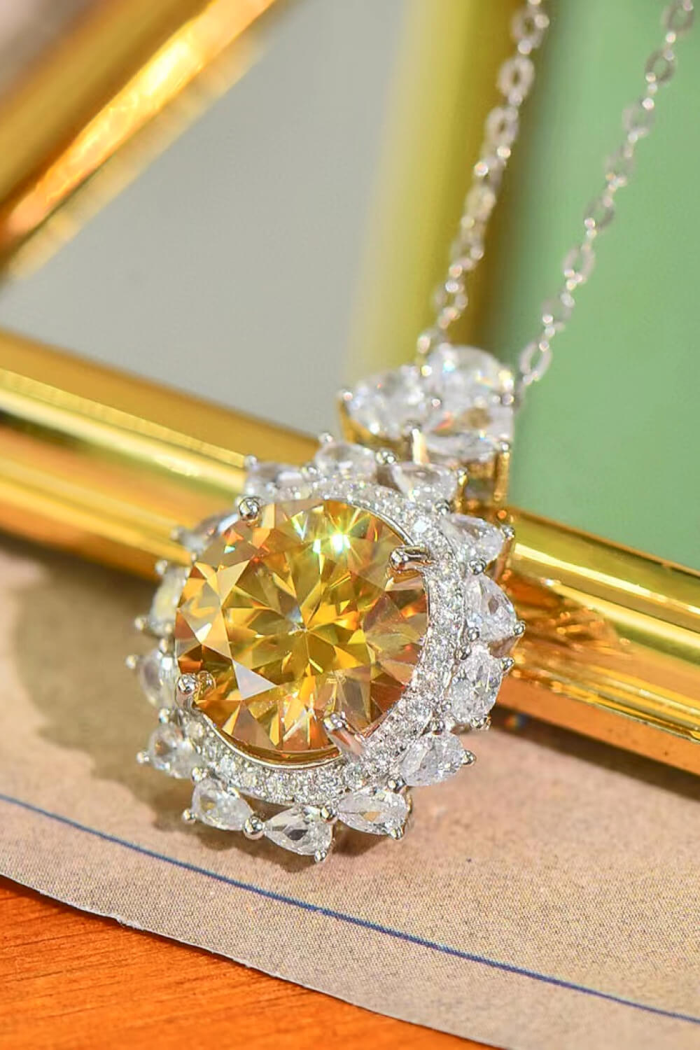 5 Carat Yellow Moissanite Pendant Necklace Moissanite - Tophatter Daily Deals