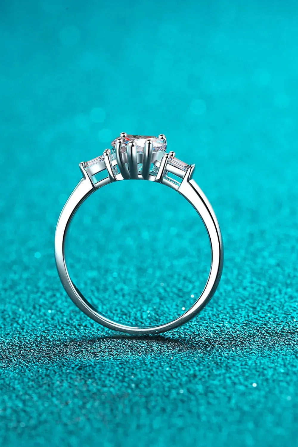1.2 Carat Moissanite Heart Ring Moissanite - Tophatter Daily Deals