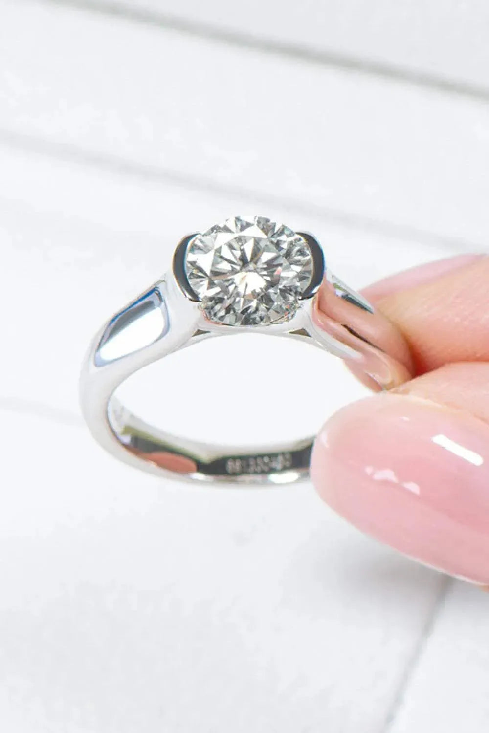 Looking Good 2 Carat Moissanite Platinum-Plated Ring Moissanite - Tophatter Daily Deals