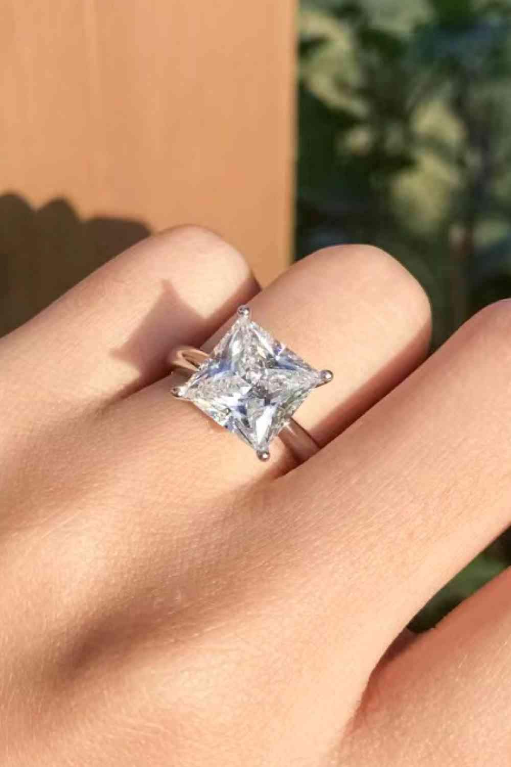 5 Carat Moissanite Solitaire Ring Moissanite - Tophatter Daily Deals