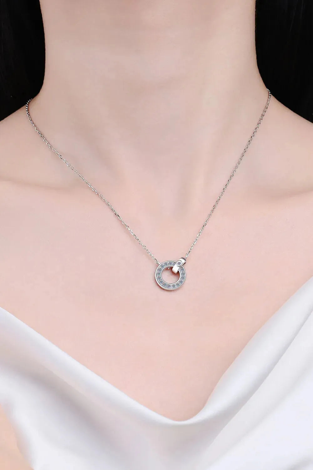 Moissanite Pendant Rhodium-Plated Necklace Moissanite - Tophatter Daily Deals