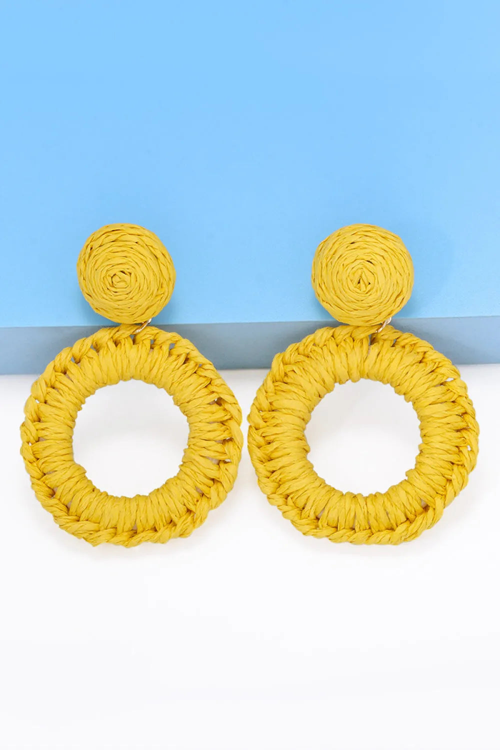 Round Shape Raffia Grass Dangle Earrings Earrings - Tophatter Daily Deals