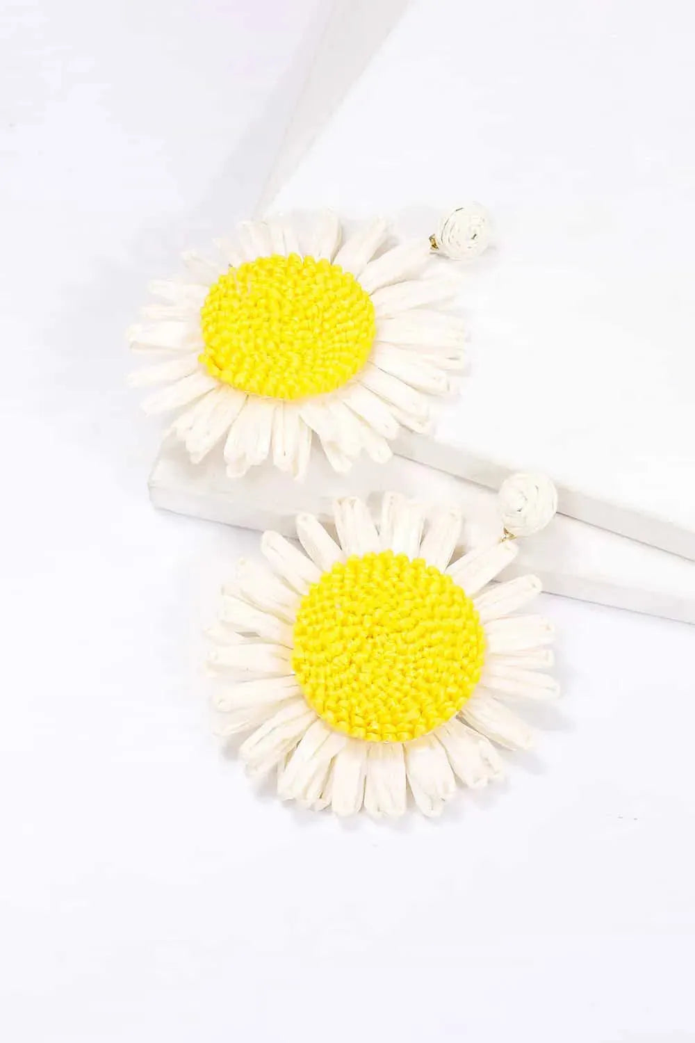 Flower Shape Dangle Earrings Earrings - Tophatter Daily Deals