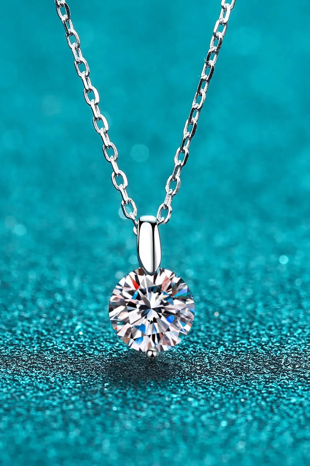 Minimalist 925 Sterling Silver Moissanite Pendant Necklace Moissanite - Tophatter Daily Deals