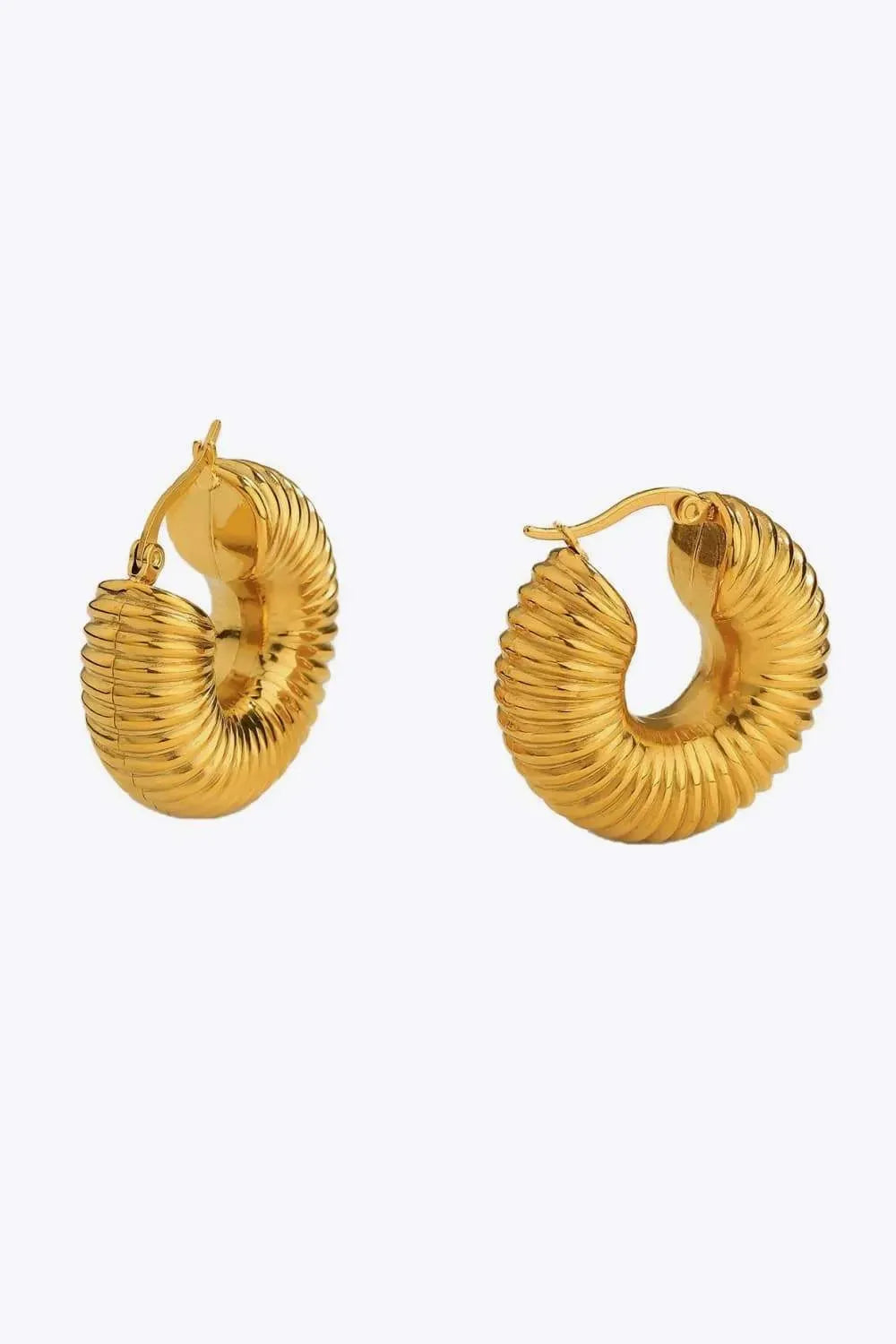 18K Gold-Plated Copper Ribbed Hoop Earrings Earrings - Tophatter Daily Deals