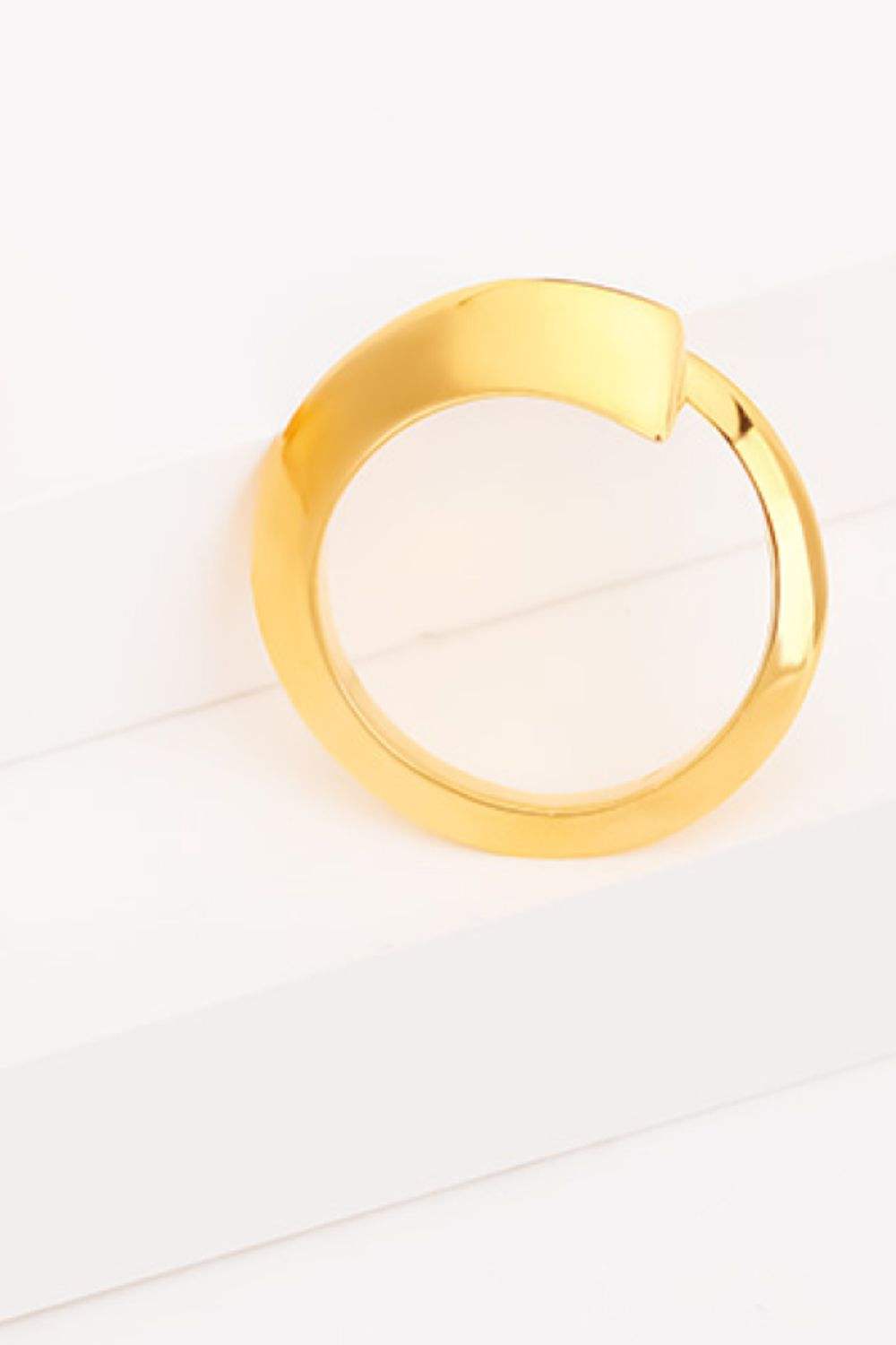 18K Gold-Plated Copper Bypass Ring Rings - Tophatter Daily Deals