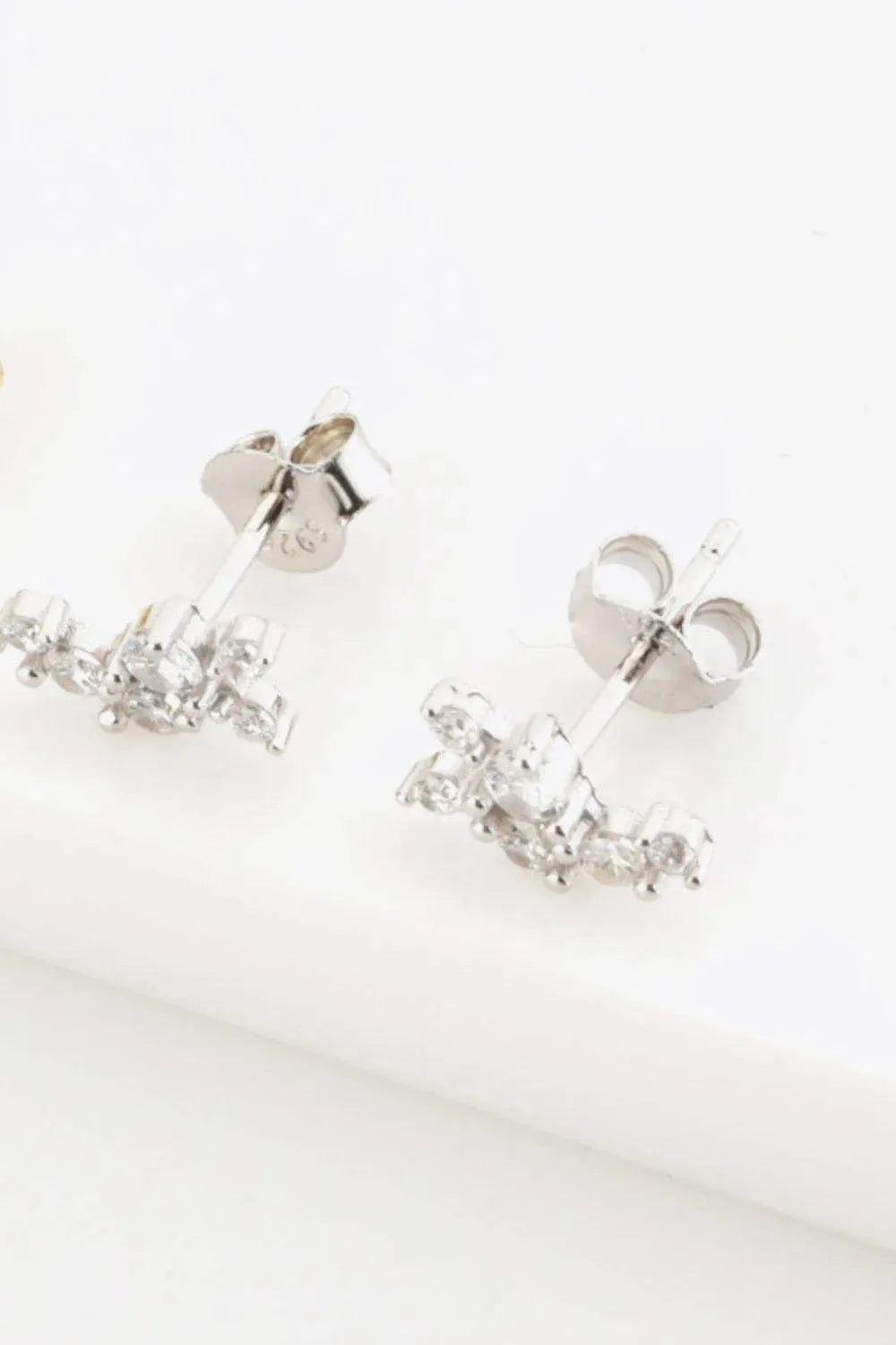 Zircon 925 Sterling Silver Stud Earrings Earrings - Tophatter Daily Deals