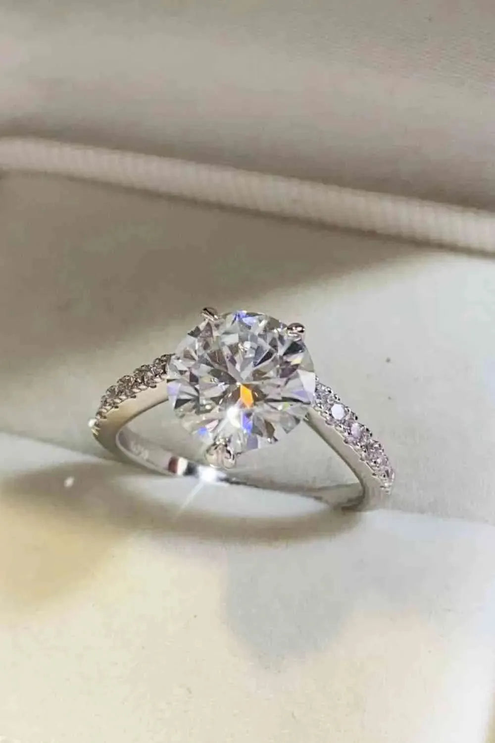 3 Carat Moissanite 925 Sterling Silver Ring Moissanite - Tophatter Daily Deals