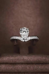 925 Sterling Silver Teardrop 1 Carat Moissanite Ring Moissanite - Tophatter Daily Deals