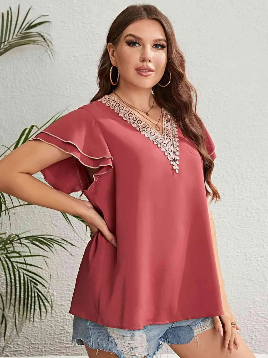 Plus Size Contrast V-Neck Layered Flutter Sleeve Blouse Blouses - Tophatter Daily Deals