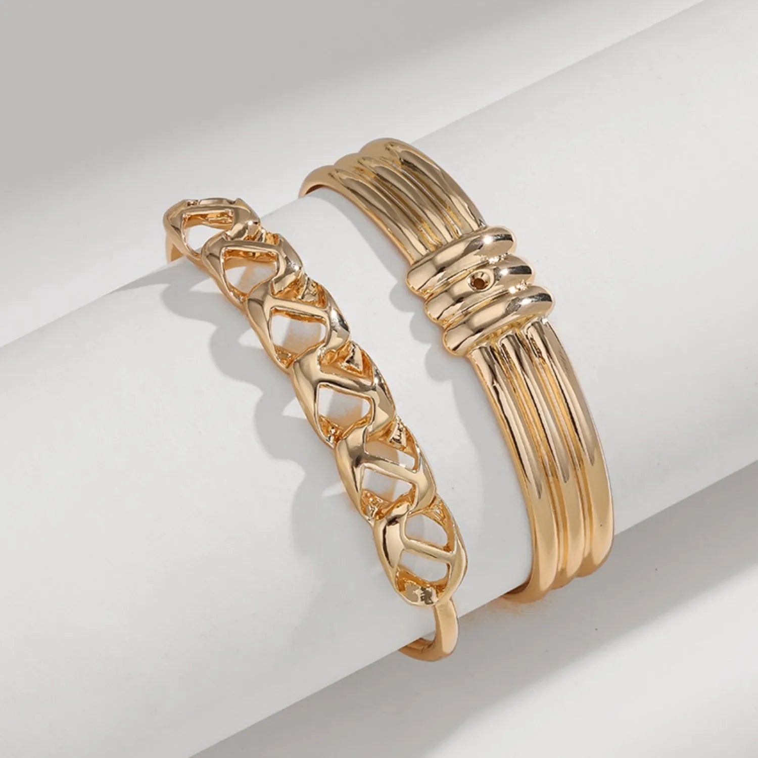 Gold-Plated Alloy Cuff Bracelet Bracelets - Tophatter Daily Deals
