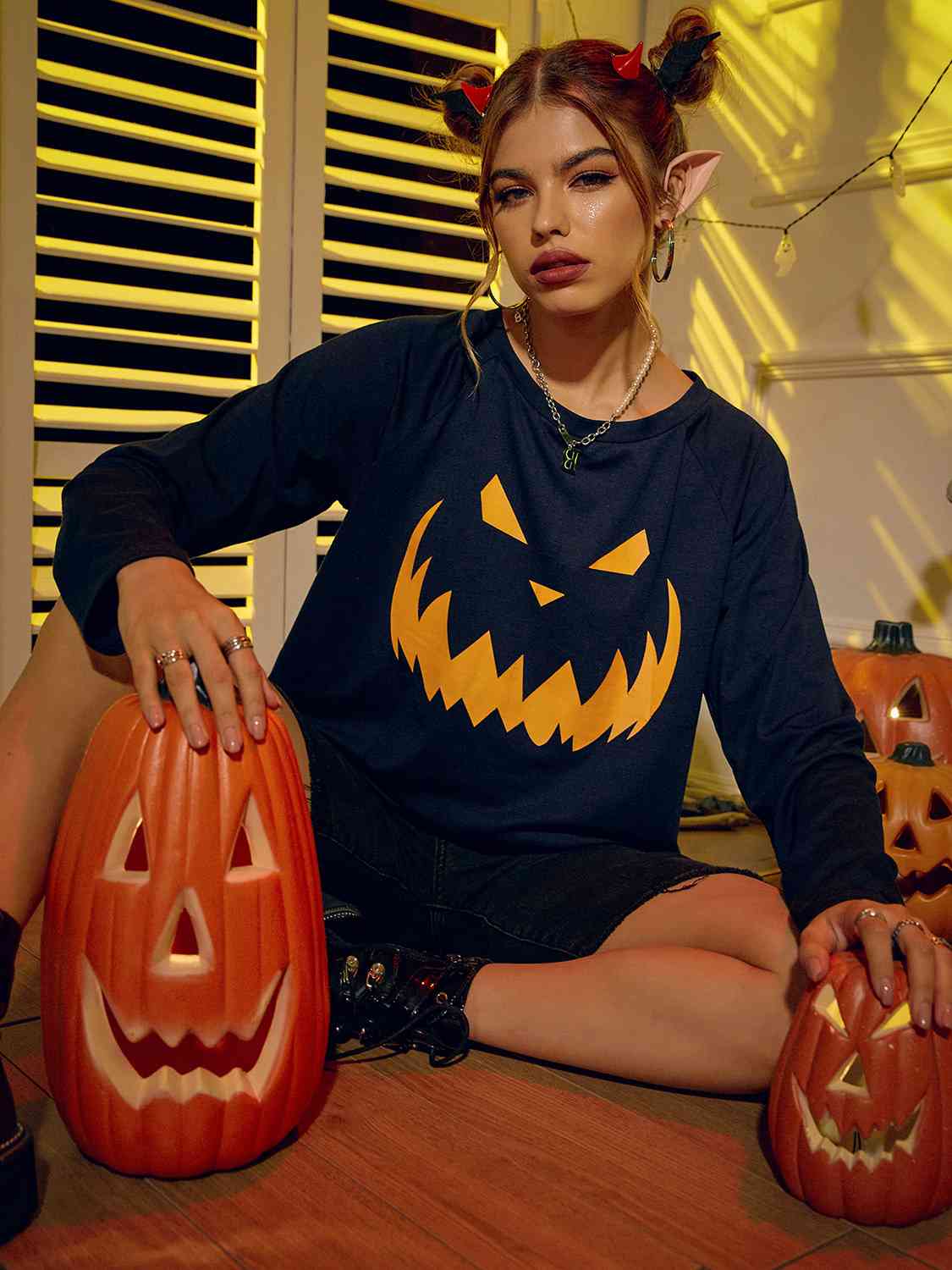 Round Neck Jack-o'-lantern Graphic T-Shirt Navy Women's T-Shirts - Tophatter Daily Deals