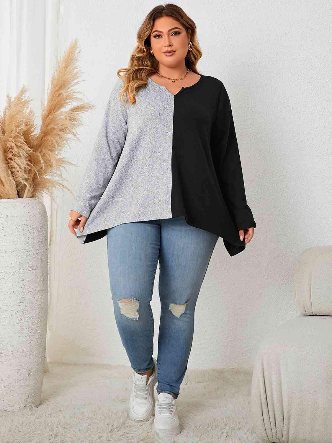 Plus Size Contrast Notched Neck T-Shirt Women's T-Shirts - Tophatter Daily Deals