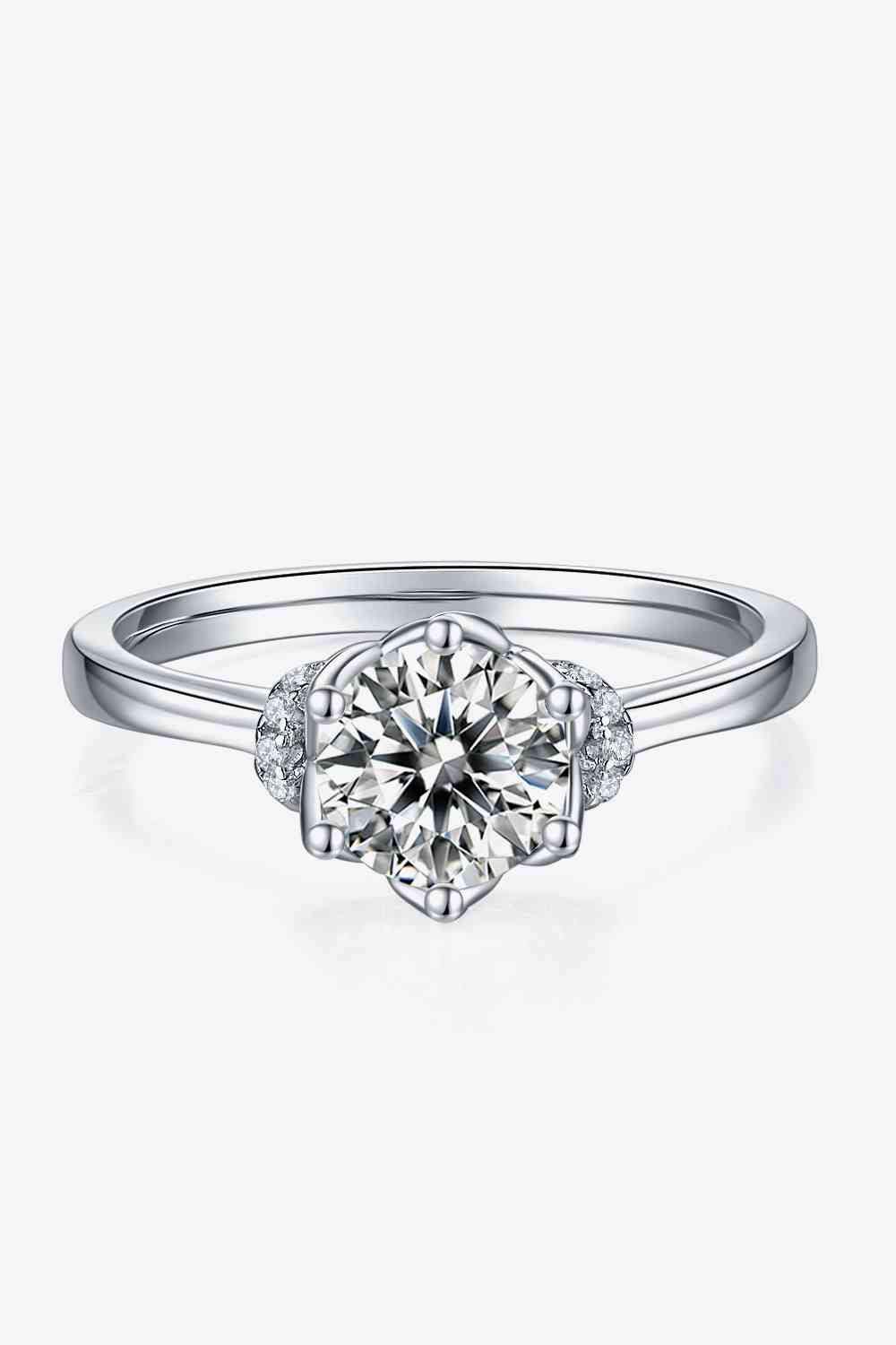 1 Carat Moissanite 925 Sterling Silver Ring Moissanite - Tophatter Daily Deals