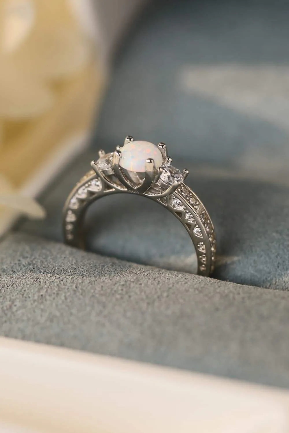 Opal 925 Sterling Silver Platinum-Plated Ring Opal - Tophatter Daily Deals