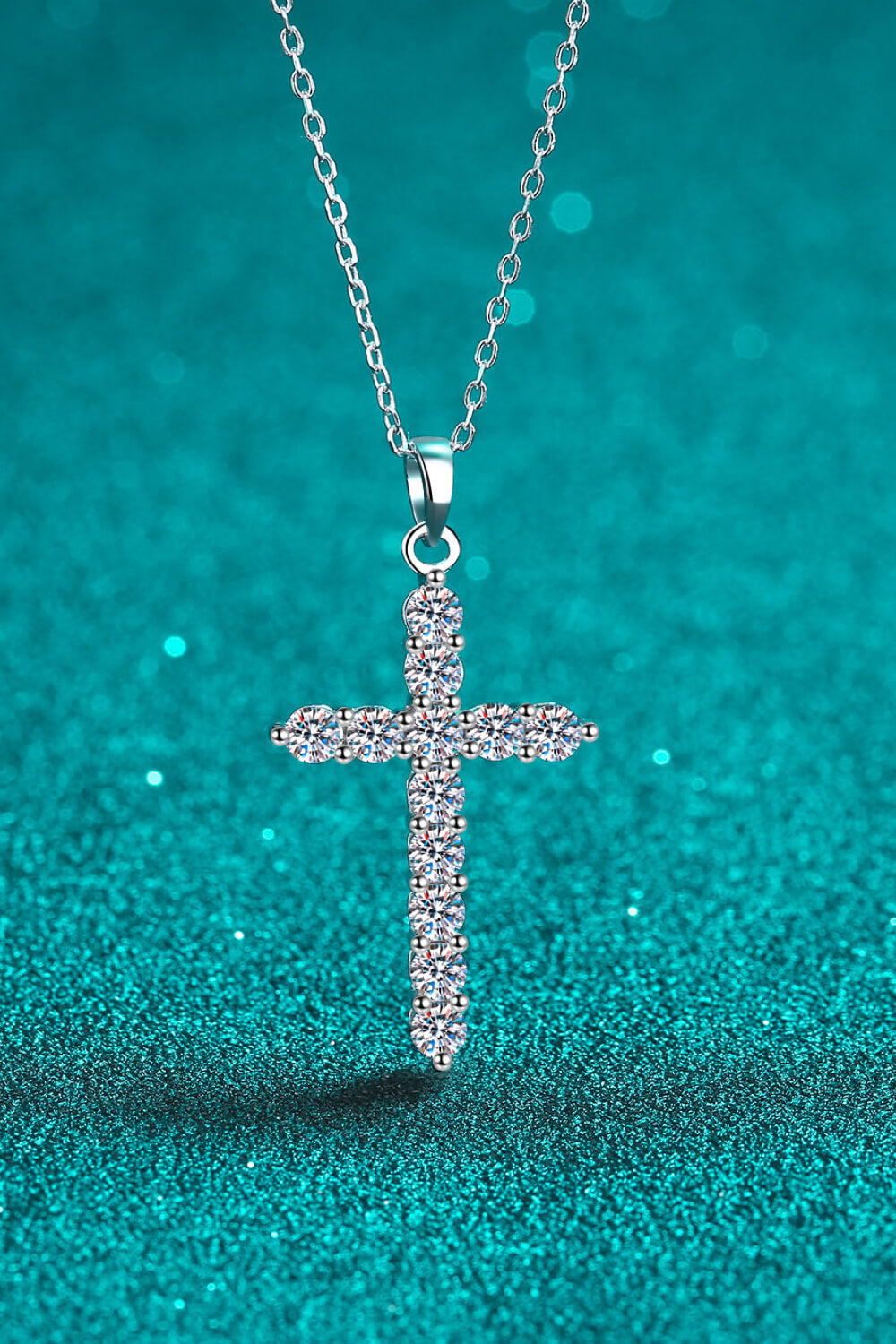 Moissanite Cross Pendant Chain Necklace Moissanite - Tophatter Daily Deals