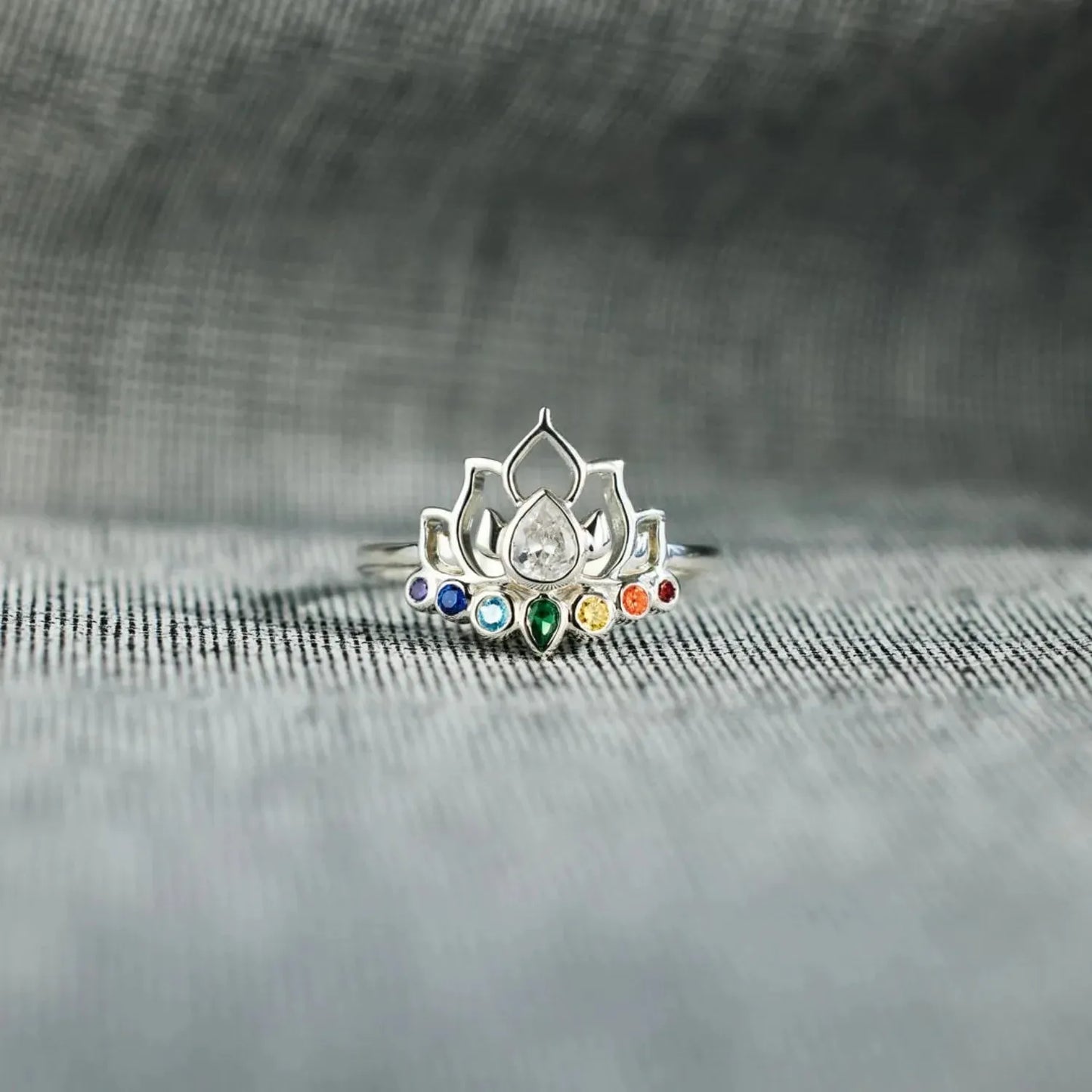 925 Sterling Silver Inlaid Zircon Lotus Shape Ring Silver Rings - Tophatter Daily Deals