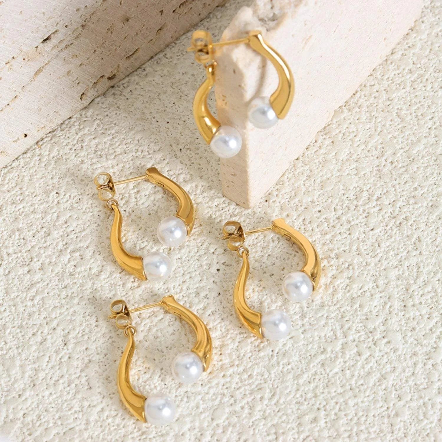 Synthetic Pearl Asymmetrical Titanium Steel Earrings Earrings - Tophatter Daily Deals