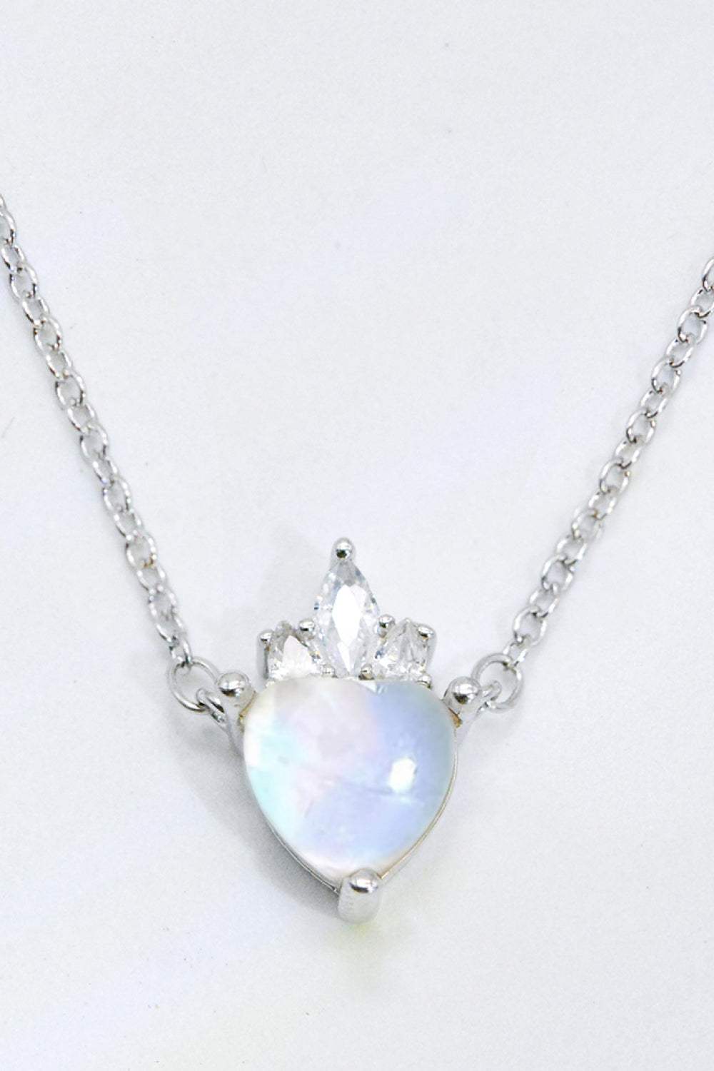 925 Sterling Silver Moonstone Heart Pendant Necklace Moonstone - Tophatter Daily Deals