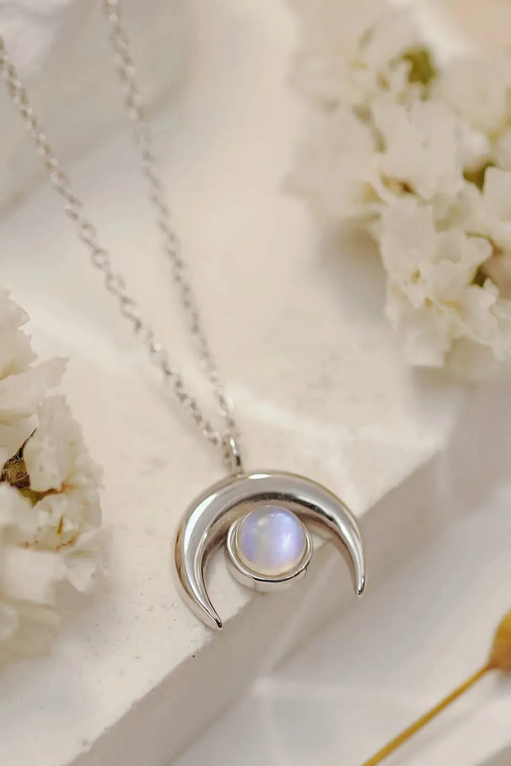 High Quality Natural Moonstone Moon Pendant 925 Sterling Silver Necklace Silver One Size Moonstone - Tophatter Daily Deals
