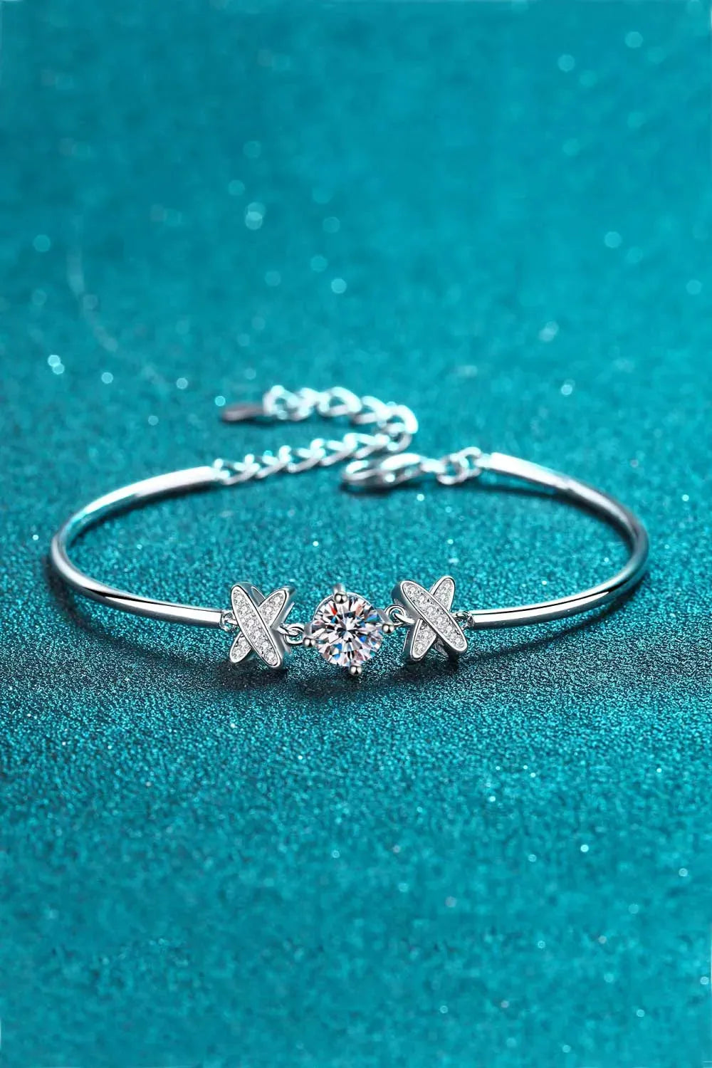 Adored Happy State of Mind 1 Carat Moissanite Bracelet Moissanite - Tophatter Daily Deals