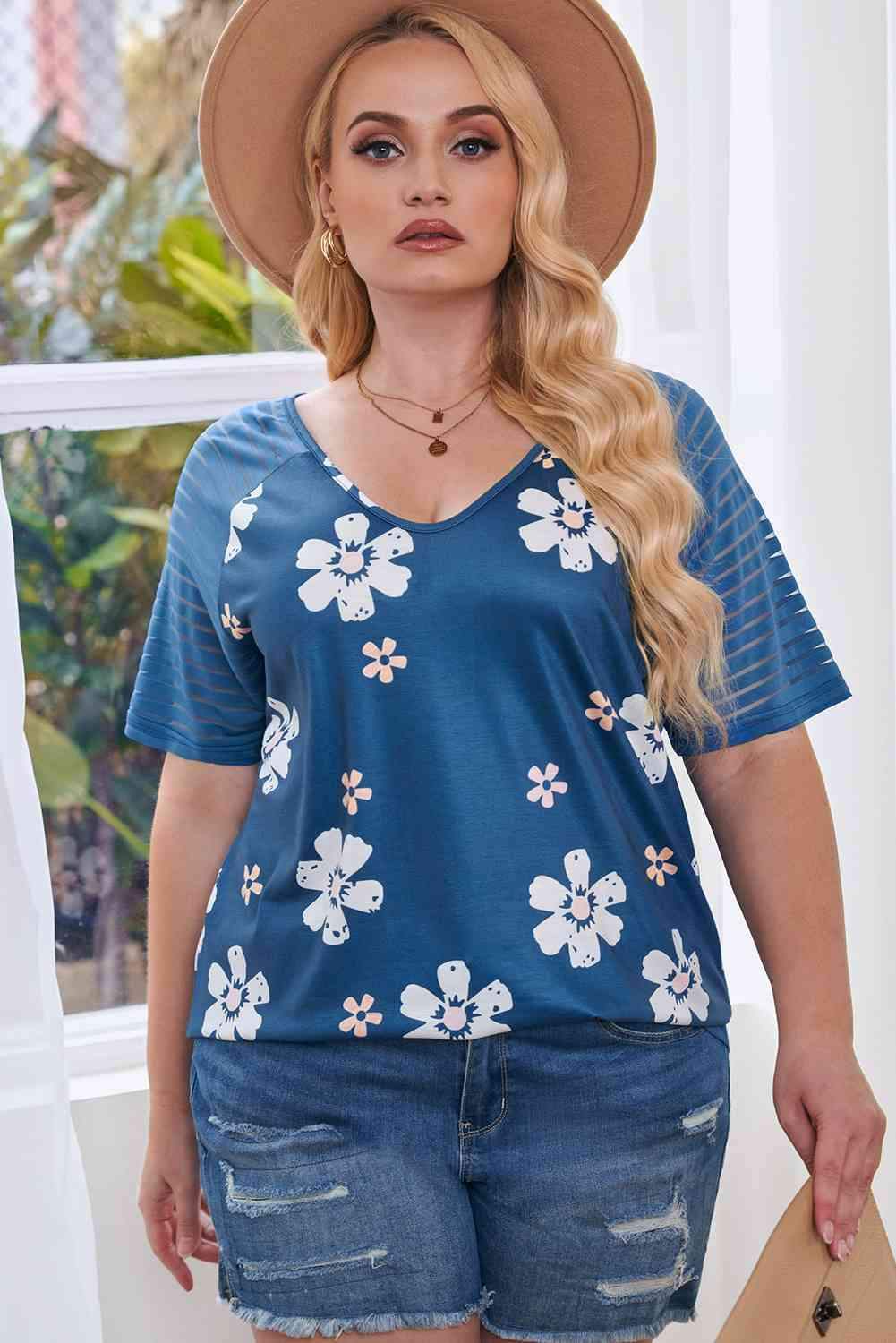 Plus Size V-Neck Raglan Sleeve Tee Women's T-Shirts - Tophatter Daily Deals