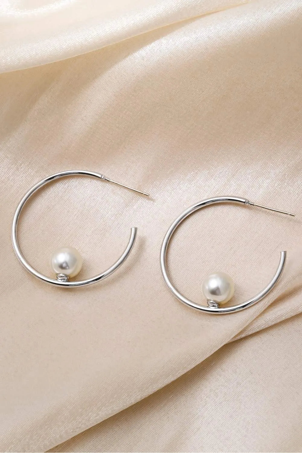 Pearl C-Hoop Earrings Silver One Size Earrings - Tophatter Daily Deals