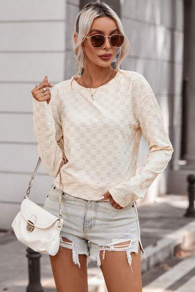 Checkered Round Neck Long Sleeve T-Shirt Women's T-Shirts - Tophatter Daily Deals