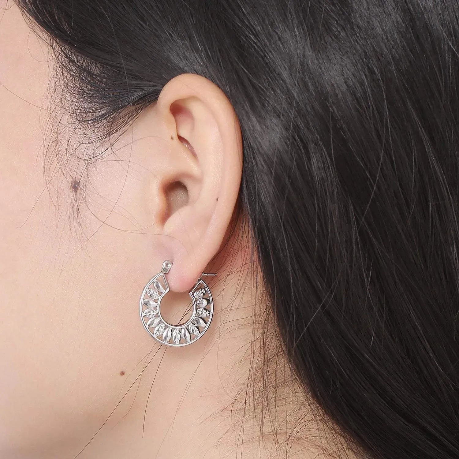 Stainless Steel Cutout Leaf Shape Huggie Earrings Earrings - Tophatter Daily Deals