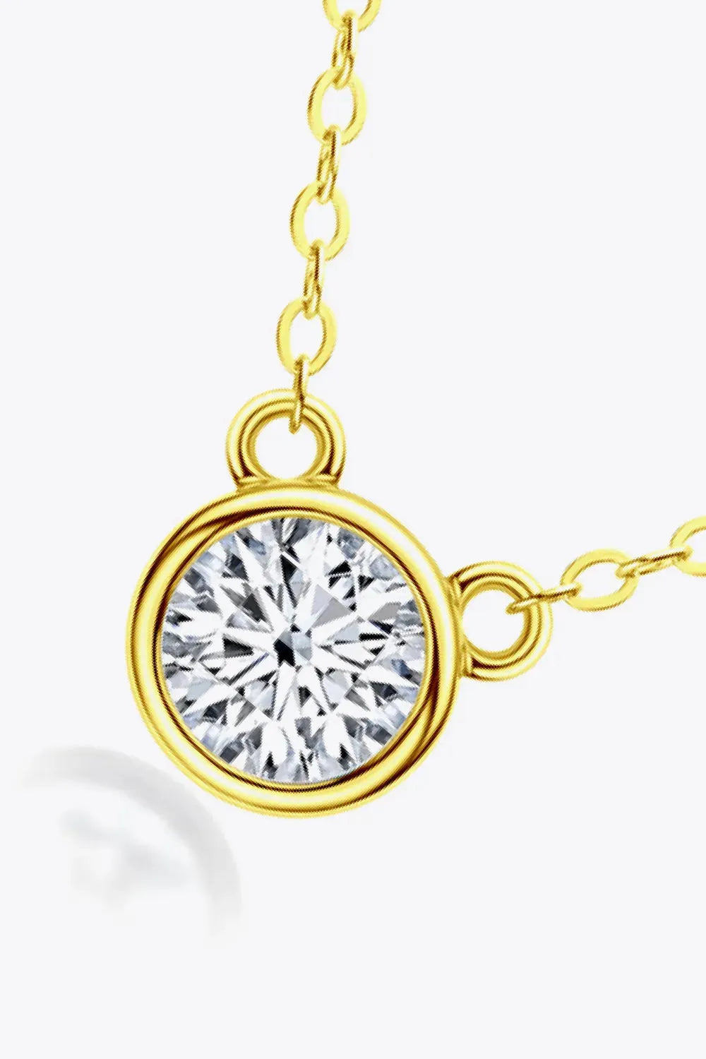 925 Sterling Silver 1 Carat Moissanite Round Pendant Necklace Moissanite - Tophatter Daily Deals