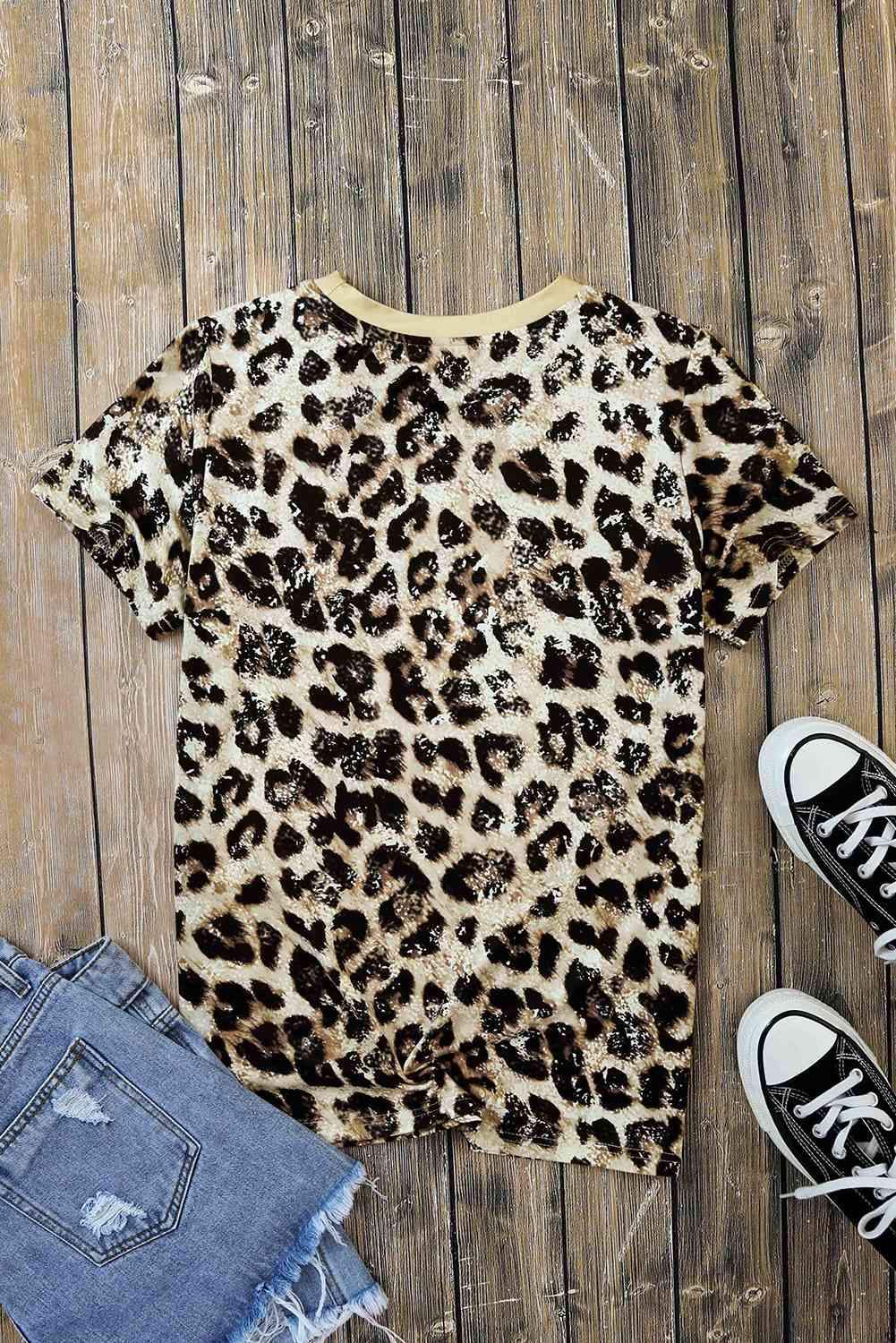 BE KIND Heart Graphic Leopard Round Neck Tee Women's T-Shirts - Tophatter Daily Deals