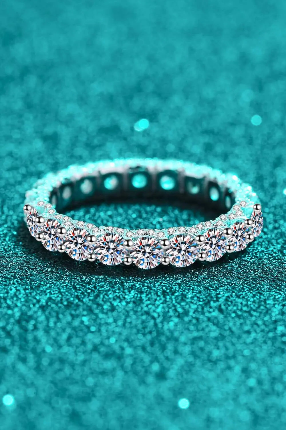 Charmed Moissanite Ring Moissanite - Tophatter Daily Deals